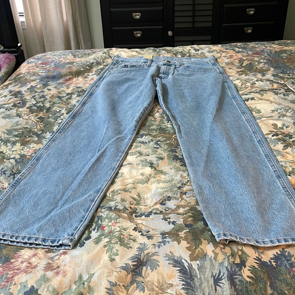 Wrangler men’s relaxed fit new with tags